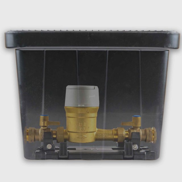 Complete meter assembly: Dual isolation valve for PE25 Connections